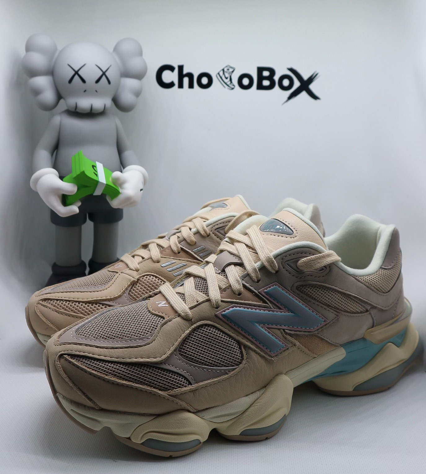 NEW BALANCE 9060 IVORY⁣ – Choco Sneaker Box